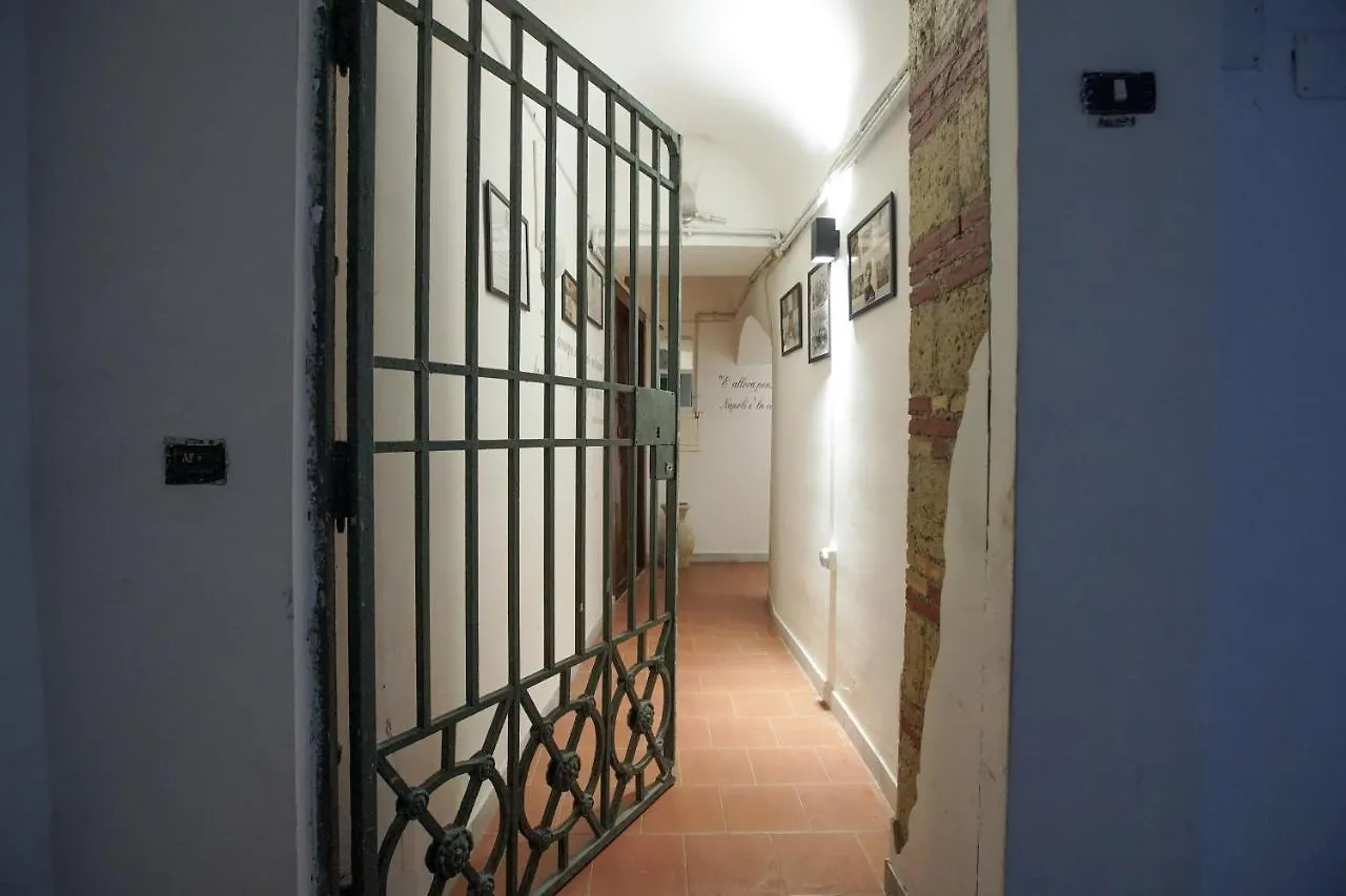 Hotel Cartoline Di Napoli Pensión Nápoles